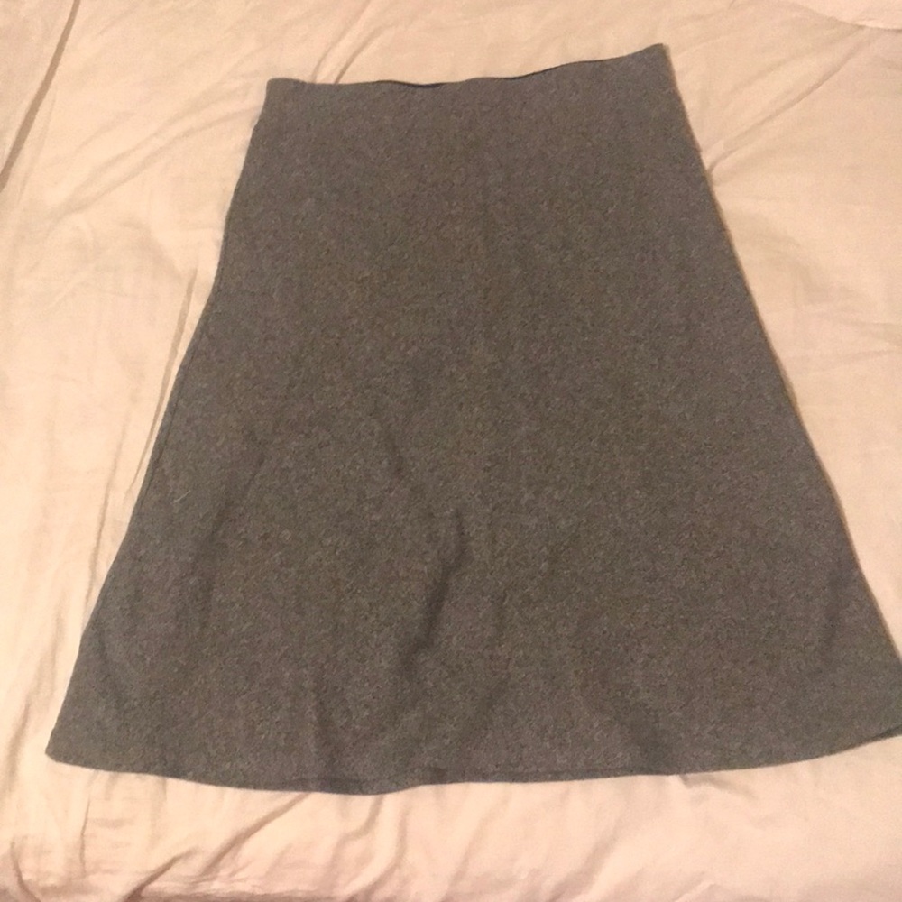 Loft Gray A Line Pull on Skirt Sz M NWT